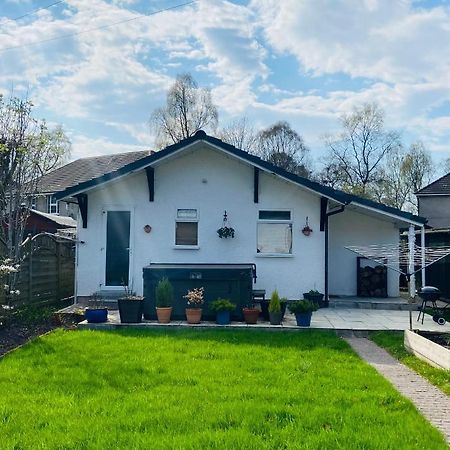 Cosy Little House Appartamento Milngavie Esterno foto
